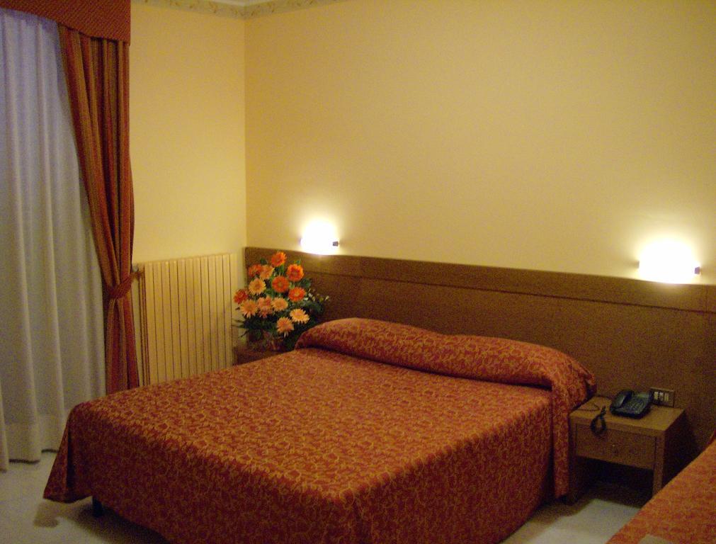 Hotel Zi Marianna Pertosa Room photo